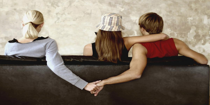 Nếu mơ bị đánh ghen bởi đồng nghiệp thì bạn cần cẩn thận Nếu mơ bị đánh ghen bởi đồng nghiệp thì bạn cần cẩn thận